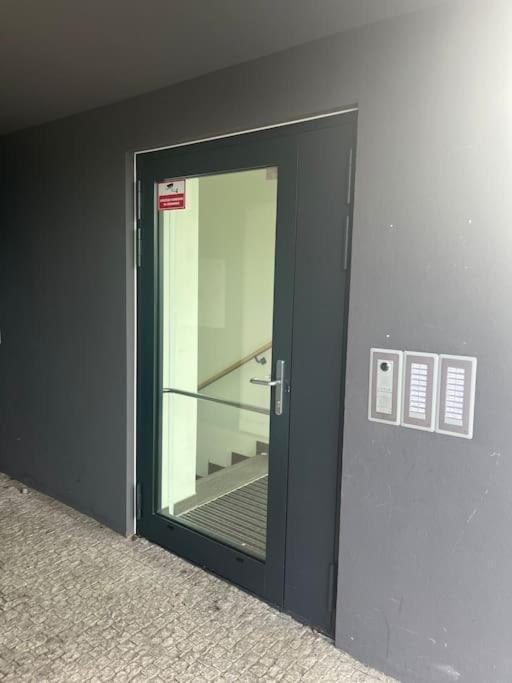 פראג Apartman Holesovice,Balkon,Garaz מראה חיצוני תמונה